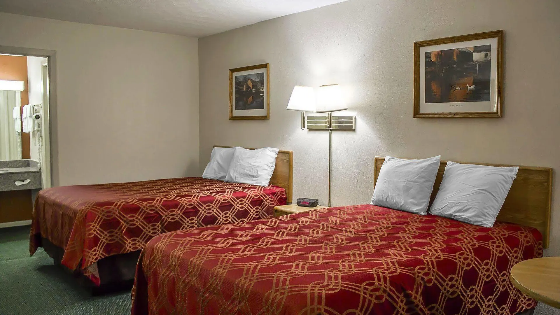 Econo Lodge Worthington