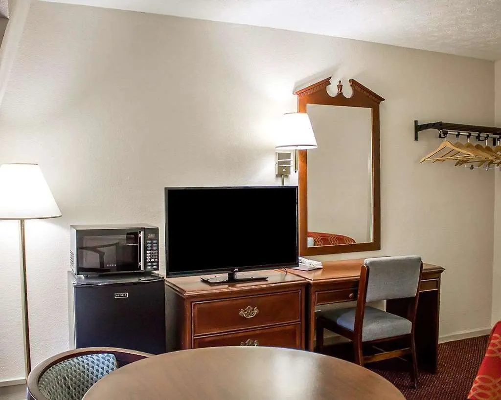 Econo Lodge Worthington United States